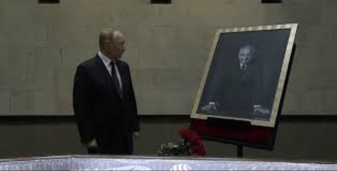 Владимир Путин е почел паметта на последния лидер на СССР